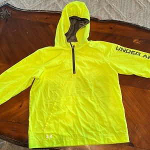 Under Armour half zip up pullover YL